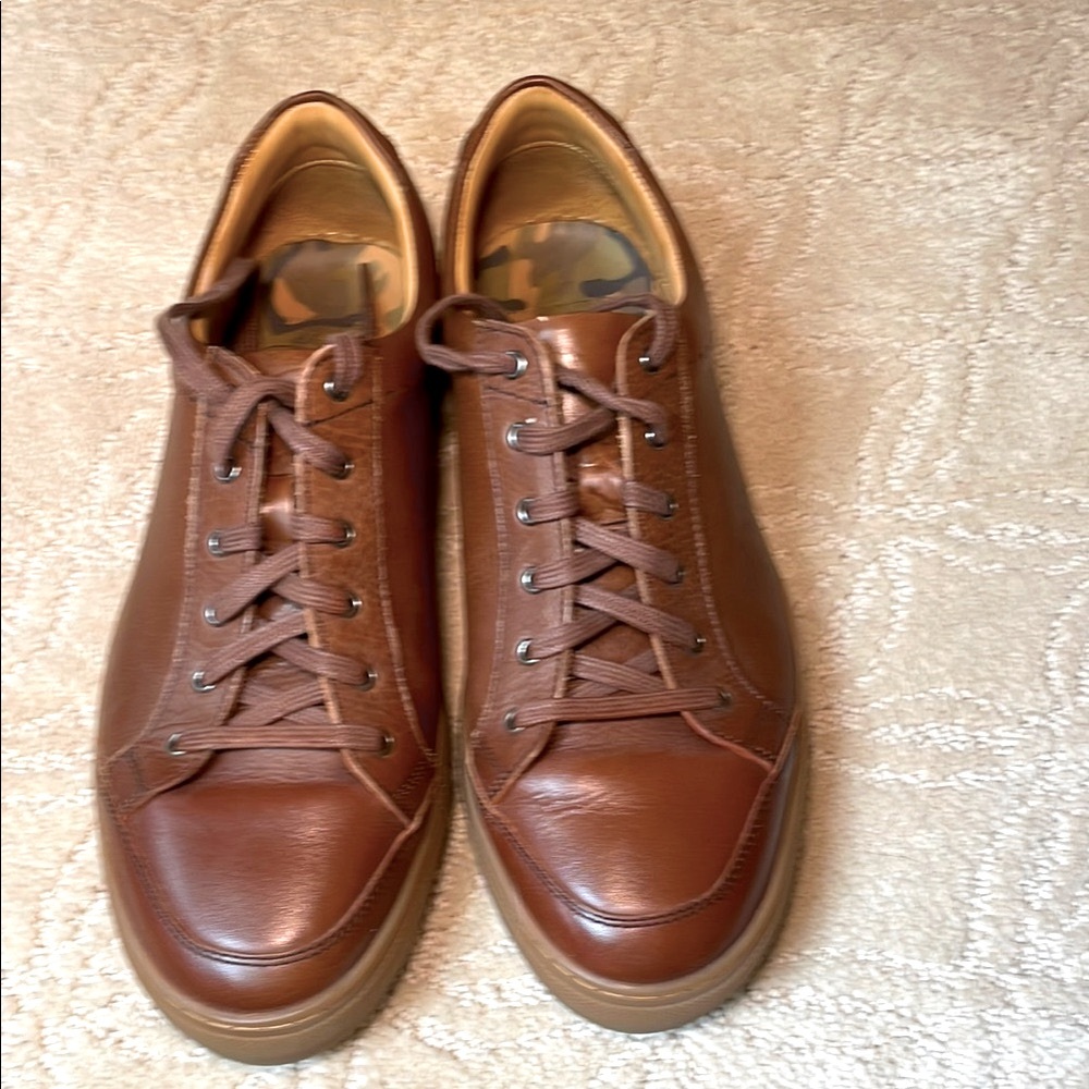 Warfield & Grand Sawyer Leather Men's Sneakers in excellent condition size 9